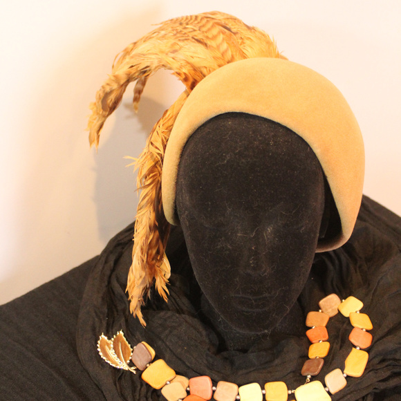 Rare 1960s Couture Vintage Tan Sculptured Feather
